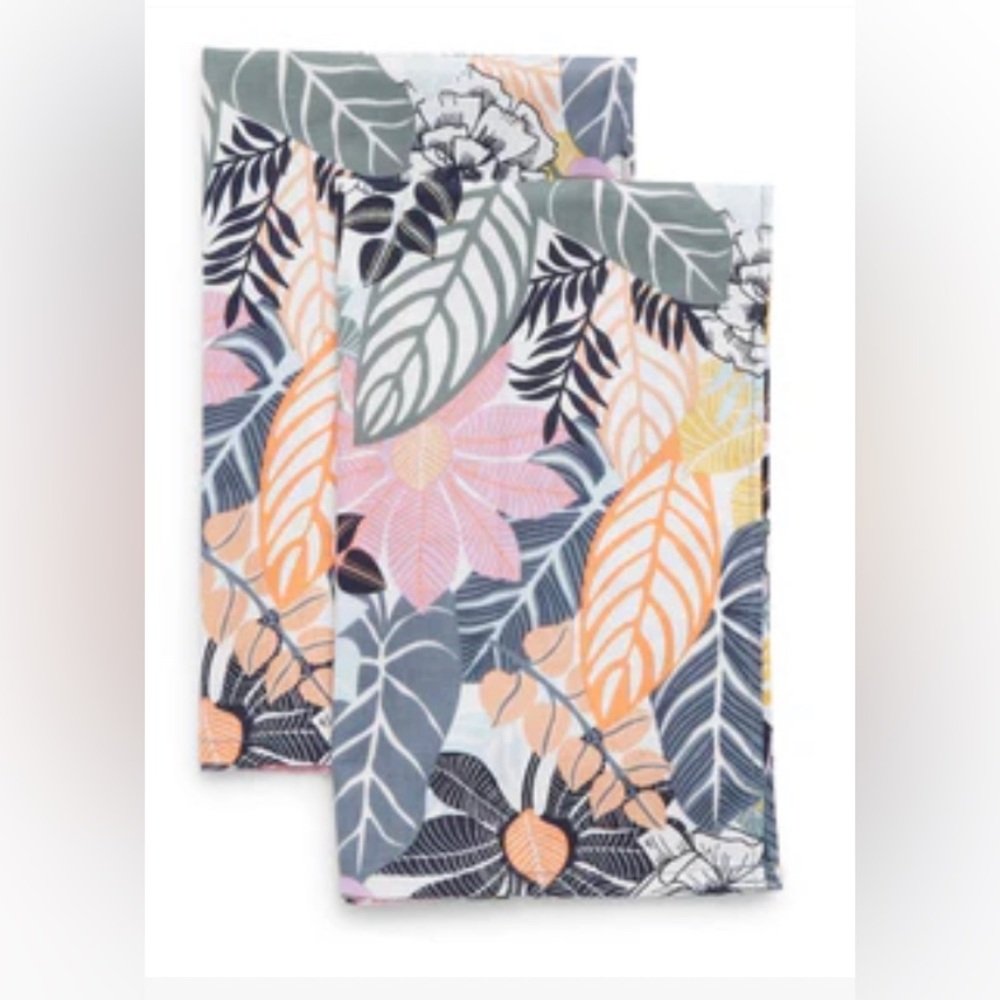 Vera Bradley Kitchen Towels - NWT